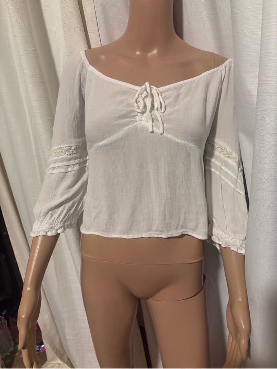 Tops - Derek heart White-Trim Peasant Top - boho Junior Off-Shoulder Blouse tassles xl